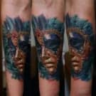 Tatuaż maska znaczenie: odkryj ukryte symbole i emocje w tatuażach